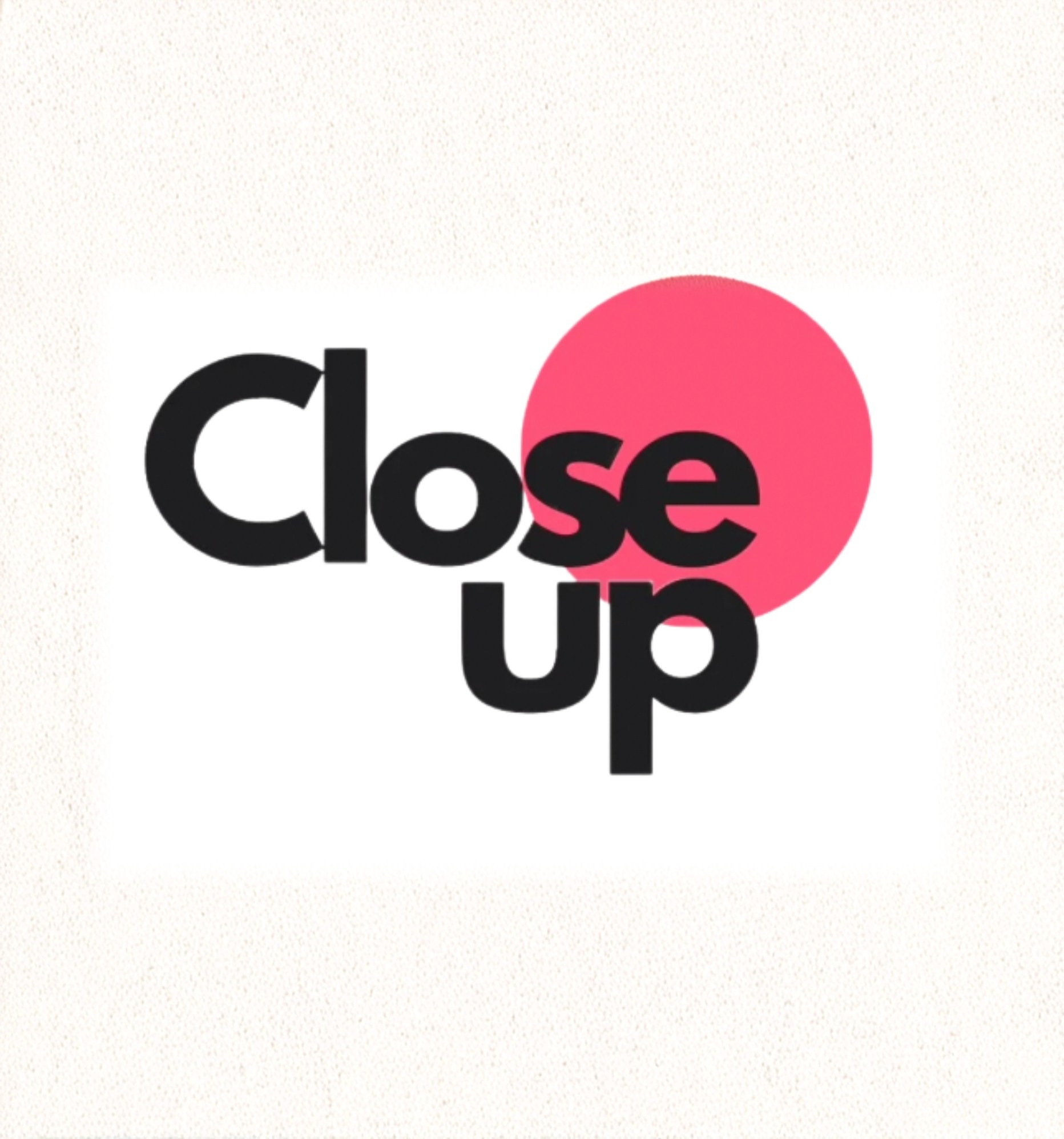 Close Up Magazine